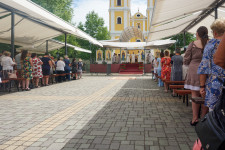 Kép szöveg